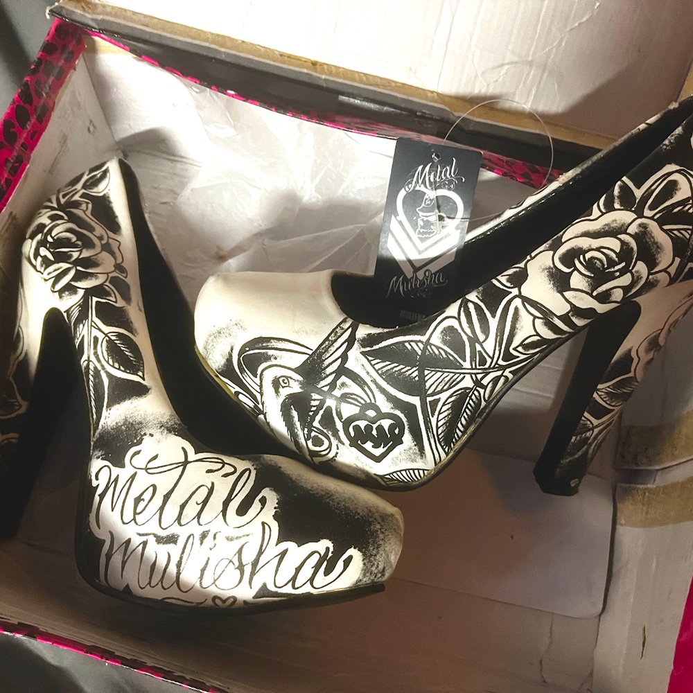 Metal Mulisha heels